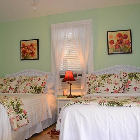 Speakeasy Inn (Adults Only) Key West Buitenkant foto
