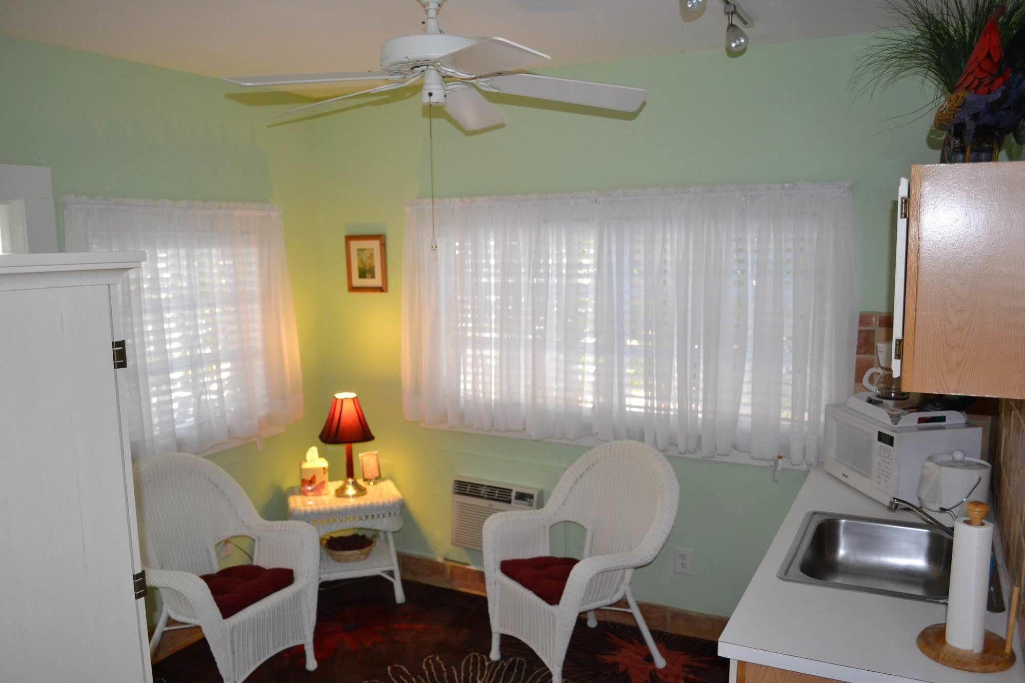Speakeasy Inn (Adults Only) Key West Buitenkant foto
