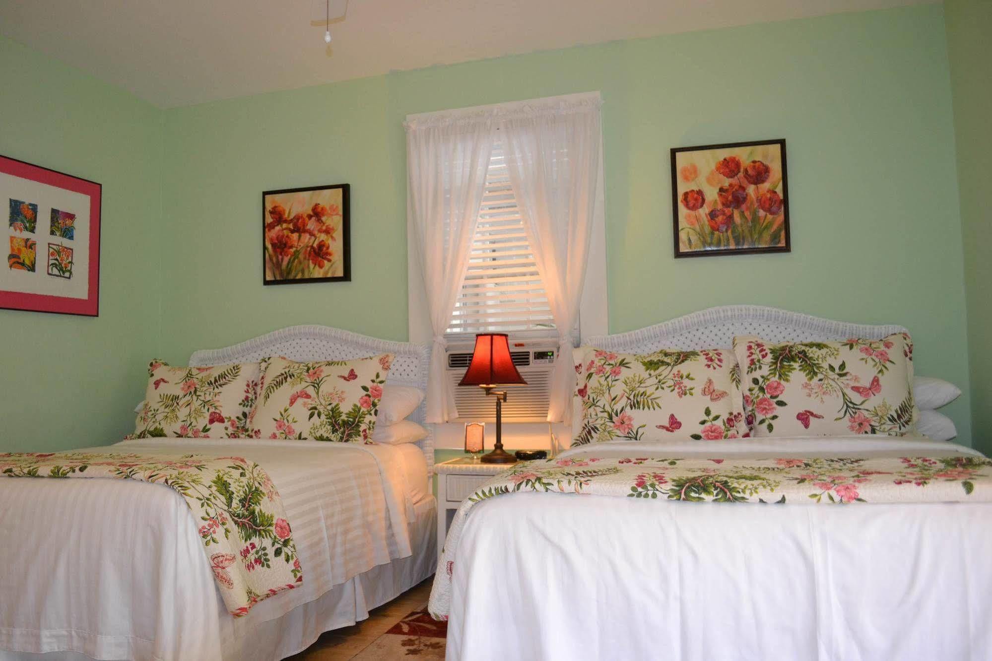 Speakeasy Inn (Adults Only) Key West Buitenkant foto