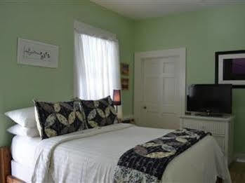 Speakeasy Inn (Adults Only) Key West Buitenkant foto